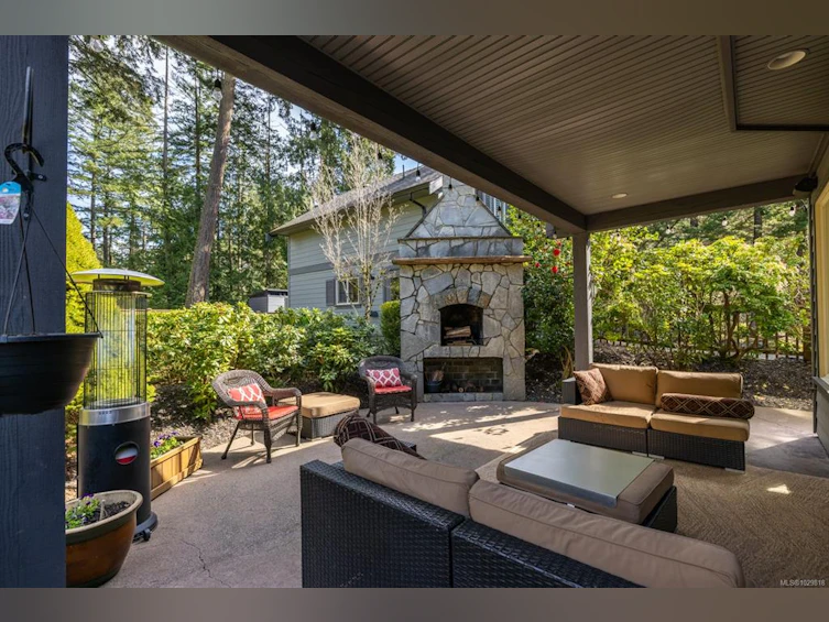 1054 River Road, Highlands, BC, V9B 6K2 - 14