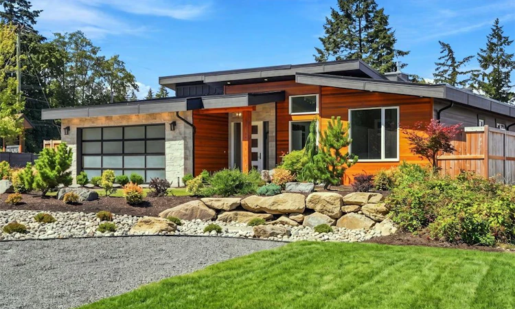 1017 Coral Place