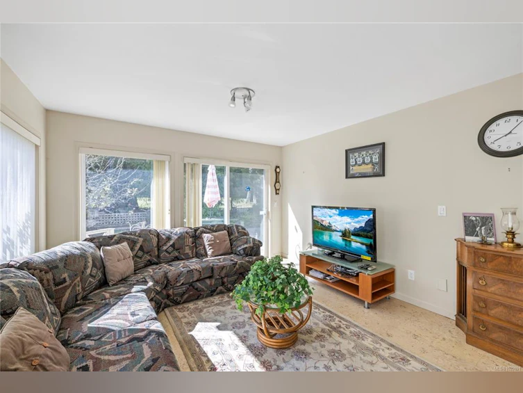626 Windward Way, Qualicum Beach, BC, V9K 2K4 - 23