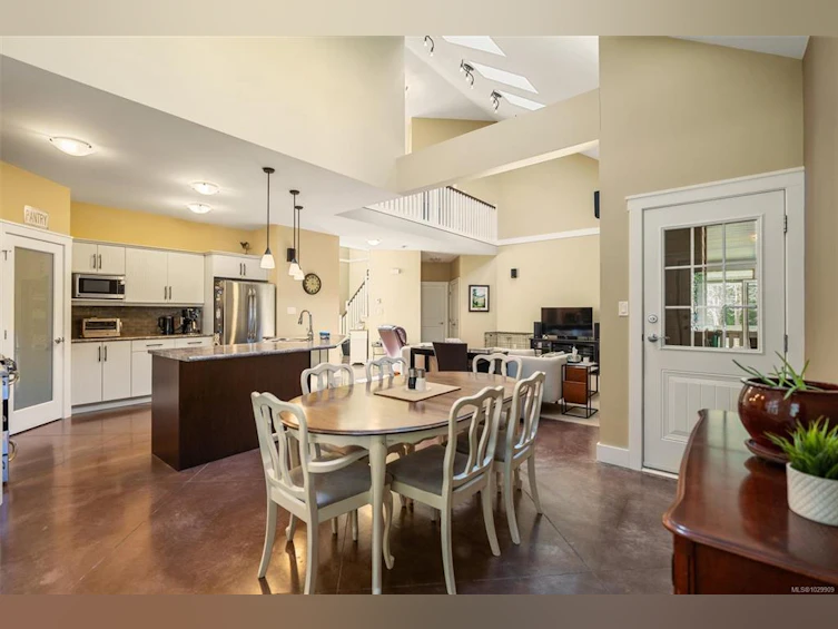 10011 Youbou Road, Youbou, BC, V0R 3E1 - 22