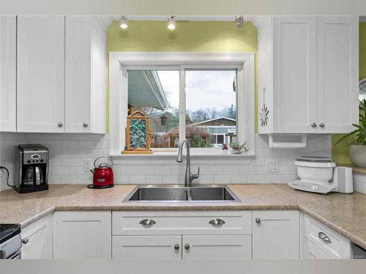 816 Woodland Drive, Parksville, BC, V9P 1Z2 - 26
