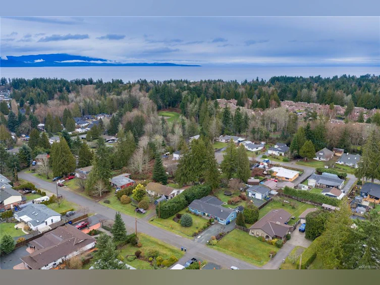 816 Woodland Drive, Parksville, BC, V9P 1Z2 - 68
