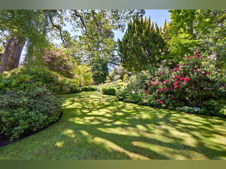 1630 York Place, Oak Bay, BC, V8R 5X2 - 86