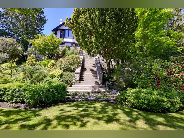 1630 York Place, Oak Bay, BC, V8R 5X2 - 83