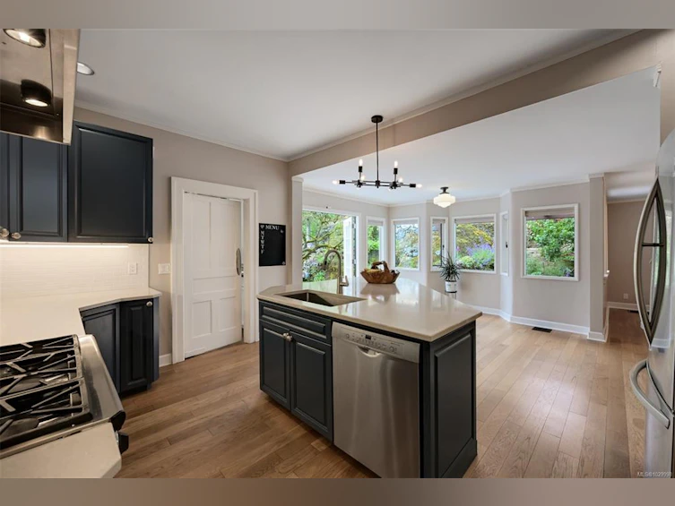 1630 York Place, Oak Bay, BC, V8R 5X2 - 10