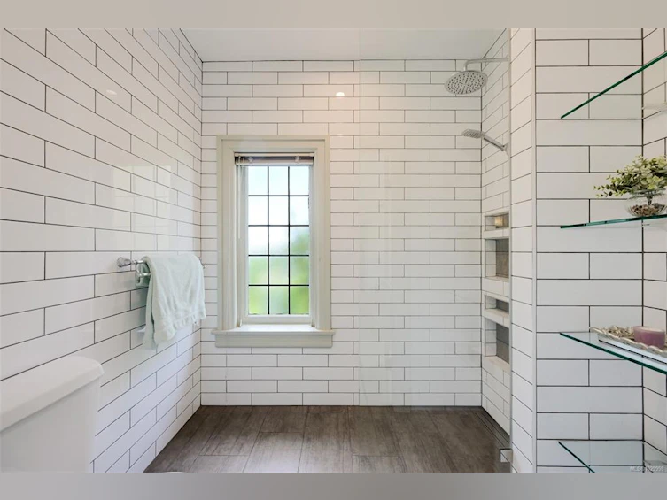 1630 York Place, Oak Bay, BC, V8R 5X2 - 54