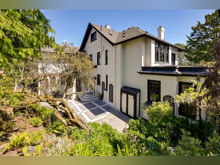1630 York Place, Oak Bay, BC, V8R 5X2 - 19