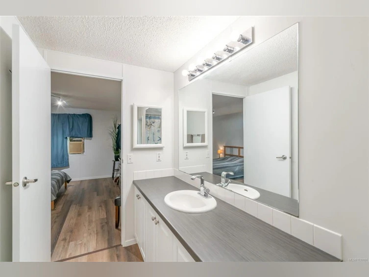 76-971 Douglas Avenue, Nanaimo, BC, V9R 6C1 - 35