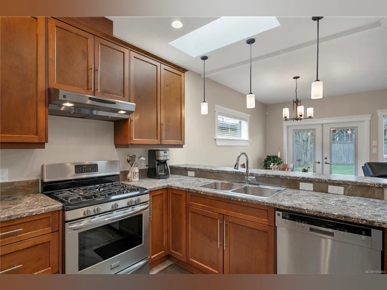 542 Park Forest Drive, Campbell River, BC, V0P 1H0 - 6