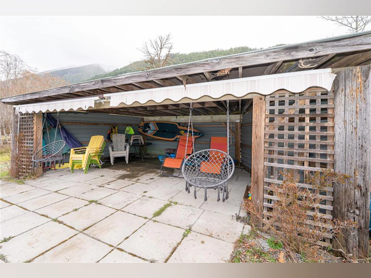 11464 Youbou Road, Youbou, BC, V0R 3E1 - 40