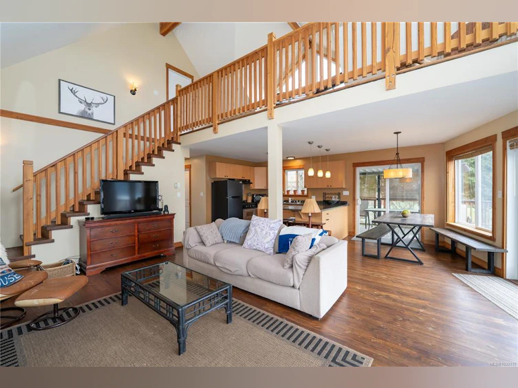 11464 Youbou Road, Youbou, BC, V0R 3E1 - 10