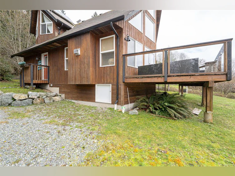 11464 Youbou Road, Youbou, BC, V0R 3E1 - 36