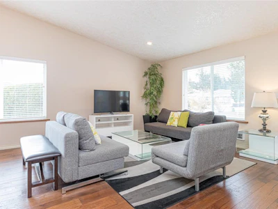 3043 Raymur Place - 3