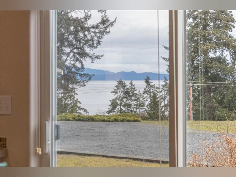 3043 Raymur Place, Qualicum Beach, BC, V9K 2N9 - 18