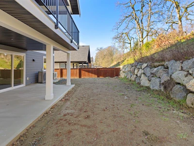 2035 Oakhill Place - 3
