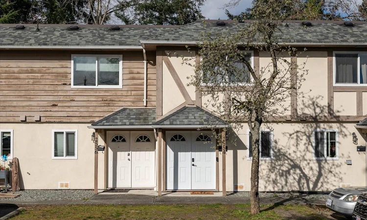 2554 Highland Boulevard