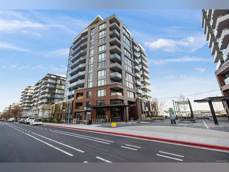 204-369 Tyee Road, Victoria, BC, V9A 0B6