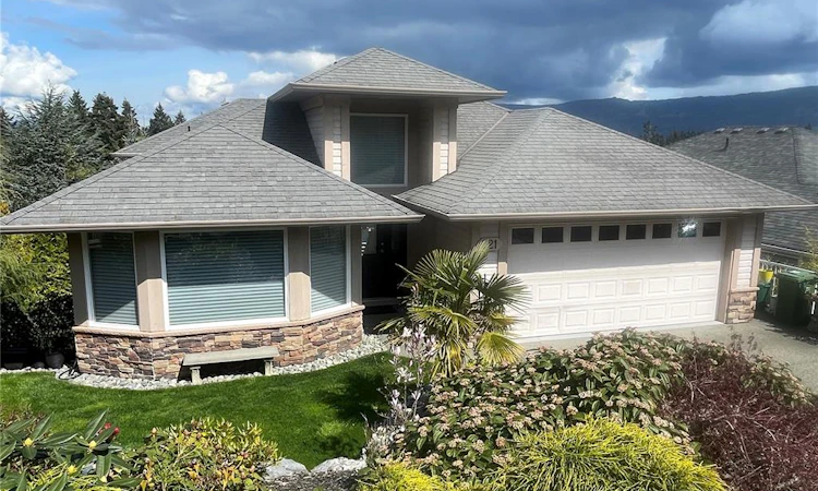 721 Country Club Drive