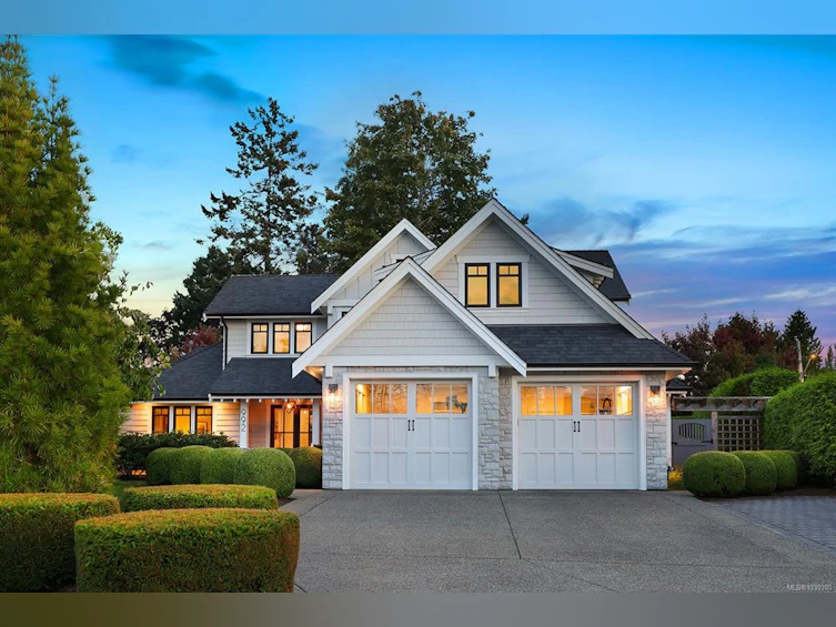 992 Bluffs Drive, Qualicum Beach, BC, V9K 0A2 - 45