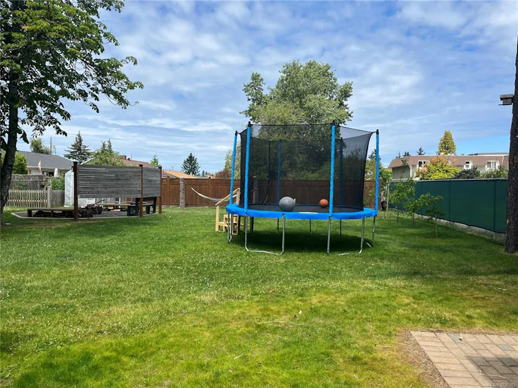 246 Cedar Street, Parksville, BC, V9P 1J1 - 39