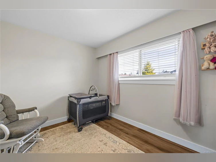 246 Cedar Street, Parksville, BC, V9P 1J1 - 26