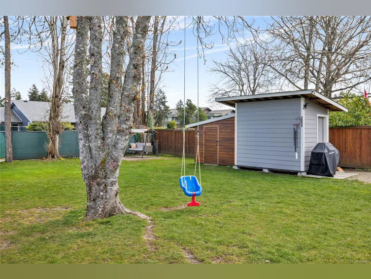 246 Cedar Street, Parksville, BC, V9P 1J1 - 10