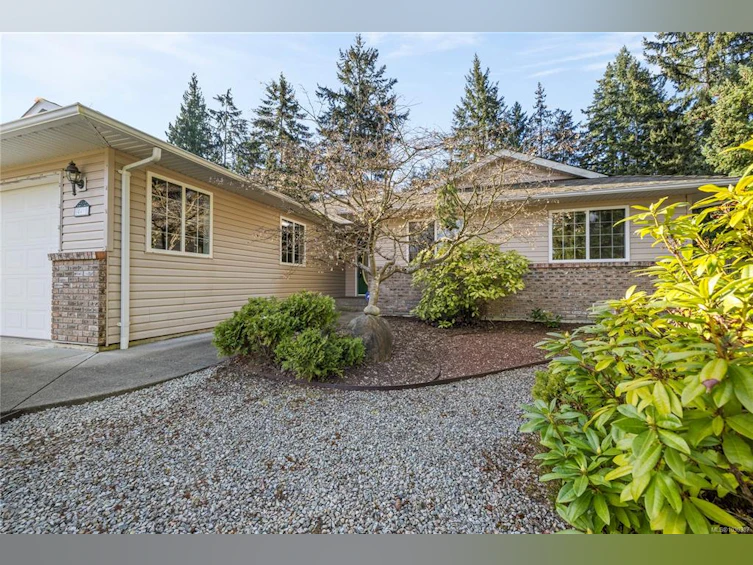 440 Quatna Road, Qualicum Beach, BC, V9K 1B5 - 45