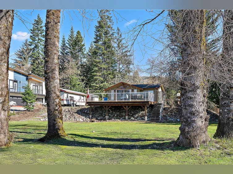 7302 Peri Road, Lake Cowichan, BC, V0R 2G1 - 2
