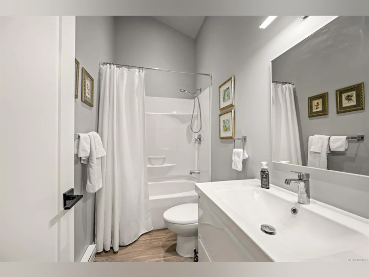 4615 E Thompson Clarke Drive, Bowser/Deep Bay, BC, V0R 1G0 - 93