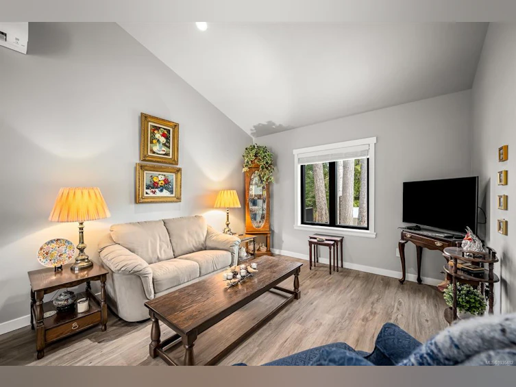 4615 E Thompson Clarke Drive, Bowser/Deep Bay, BC, V0R 1G0 - 88