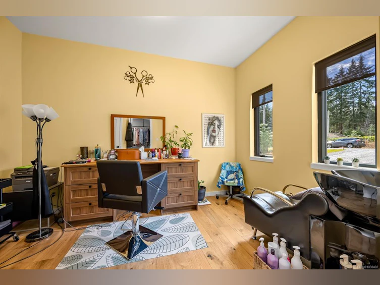 4615 E Thompson Clarke Drive, Bowser/Deep Bay, BC, V0R 1G0 - 39