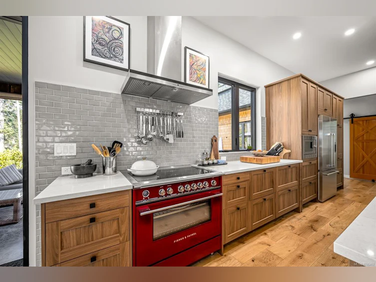 4615 E Thompson Clarke Drive, Bowser/Deep Bay, BC, V0R 1G0 - 27