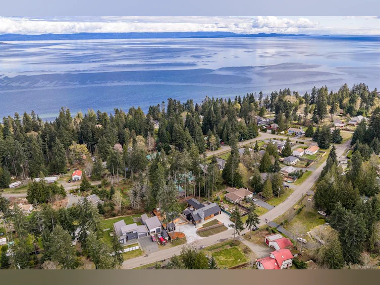 4615 E Thompson Clarke Drive, Bowser/Deep Bay, BC, V0R 1G0 - 76