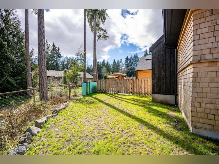 4615 E Thompson Clarke Drive, Bowser/Deep Bay, BC, V0R 1G0 - 72