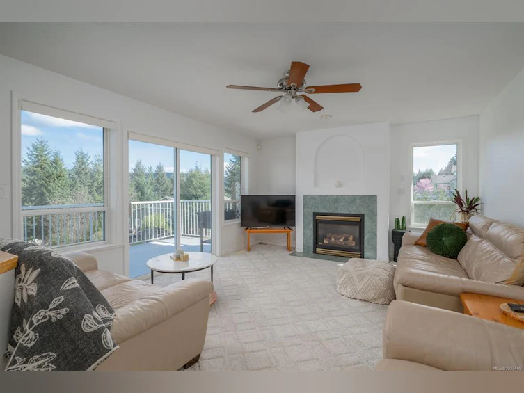 5145 Grouhel Road, Ladysmith, BC, V9G 1J4 - 12