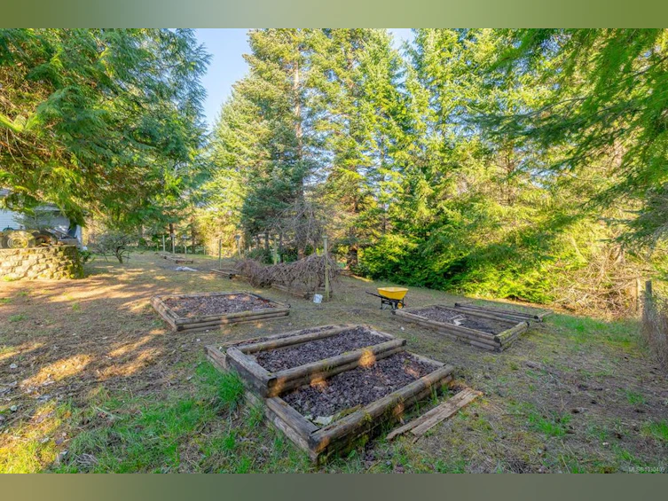 5145 Grouhel Road, Ladysmith, BC, V9G 1J4 - 52