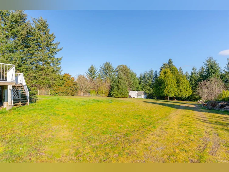 5145 Grouhel Road, Ladysmith, BC, V9G 1J4 - 44