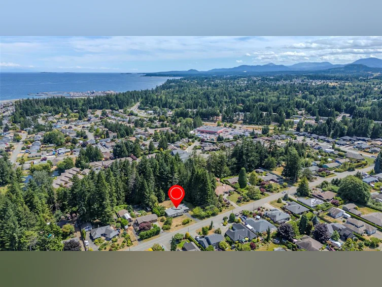 559 Johnstone Road, French Creek, BC, V9P 2A5 - 9