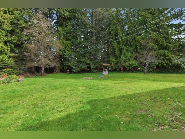 559 Johnstone Road, French Creek, BC, V9P 2A5 - 8