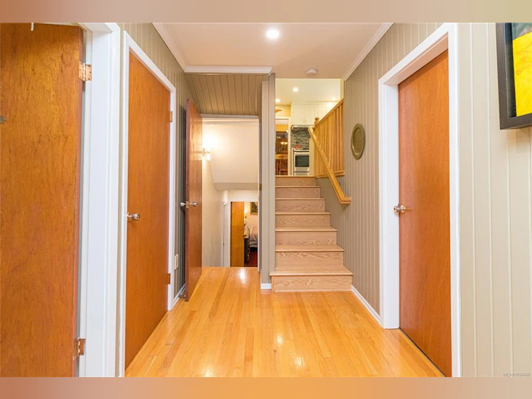 2441 Sutton Road, Saanich, BC, V8N 1J1 - 48