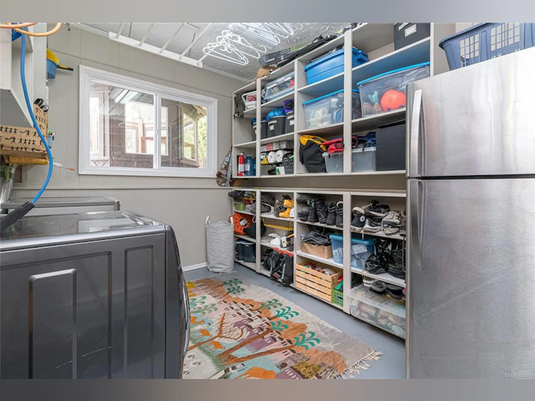 2441 Sutton Road, Saanich, BC, V8N 1J1 - 46