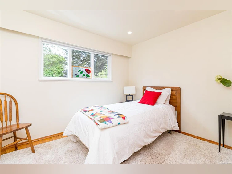 2441 Sutton Road, Saanich, BC, V8N 1J1 - 38