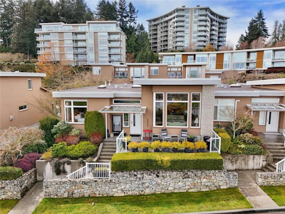 5384 Sayward Hill Crescent - 3