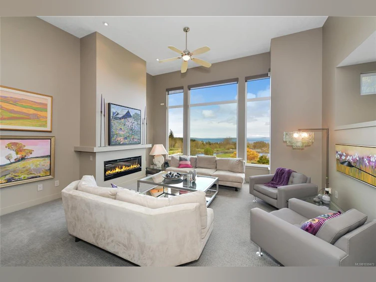 5384 Sayward Hill Crescent, Saanich, BC, V8Y 3H8 - 7