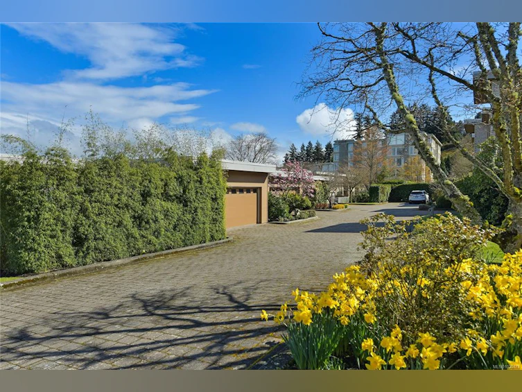 5384 Sayward Hill Crescent, Saanich, BC, V8Y 3H8 - 62