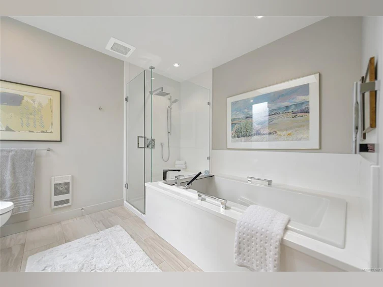 5384 Sayward Hill Crescent, Saanich, BC, V8Y 3H8 - 28