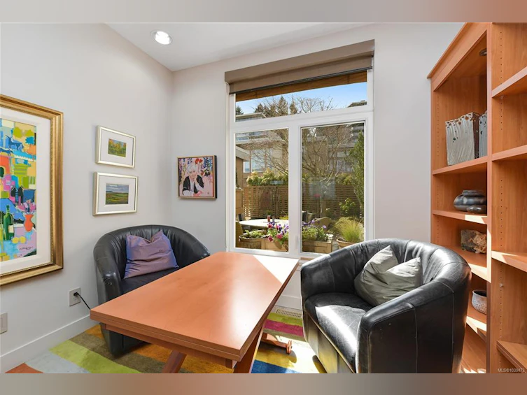 5384 Sayward Hill Crescent, Saanich, BC, V8Y 3H8 - 20