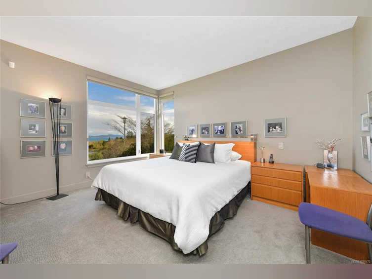 5384 Sayward Hill Crescent, Saanich, BC, V8Y 3H8 - 23