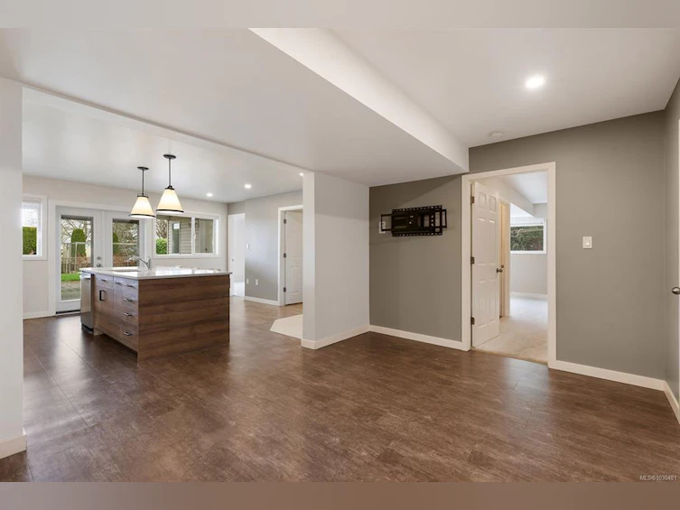 1255 Galerno Road, Campbell River, BC, V9W 1J7 - 29