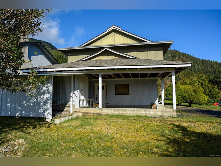 130 Seaview Street, Kelsey Bay/Sayward, BC, V0P 1R0 - 7